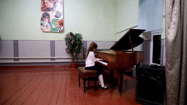 Кореневская "зимой" исполняет Тищенко Лада (2) смотреть онлайн