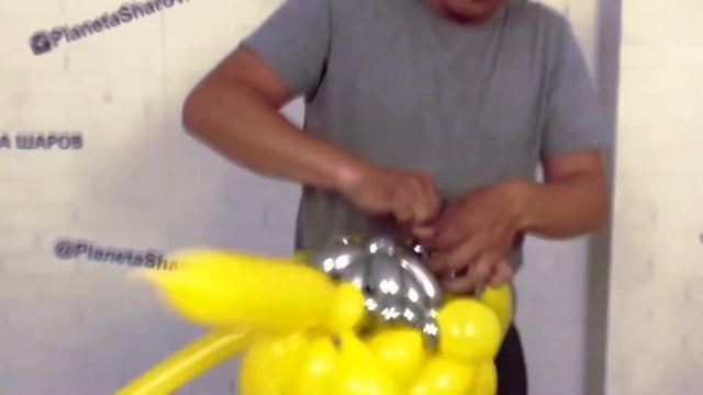 Как сделать голову трансформера из воздушных шаров. How to make transformer's head of balloons смотреть онлайн