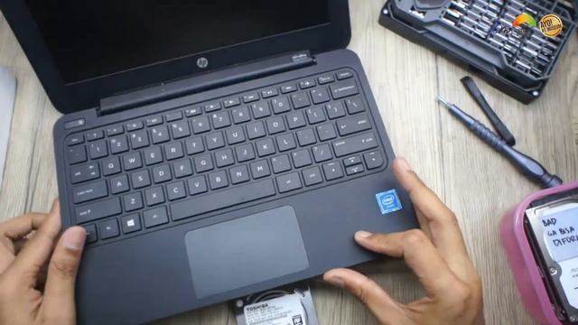 HP 11F103TU смотреть онлайн