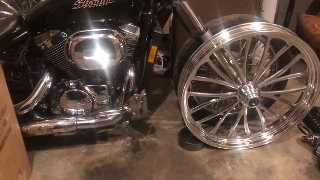 Cleanest Honda Shadow 26 inch front Wheel How to (Nicholson’s Kustom Auto) смотреть онлайн