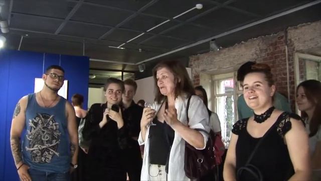 Экскурсия по выставке "Белыми Нитками" смотреть онлайн