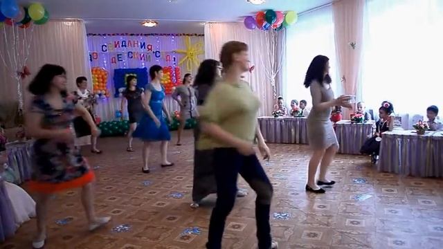 Танец мам, я/с Берёзка Старый Крым смотреть онлайн