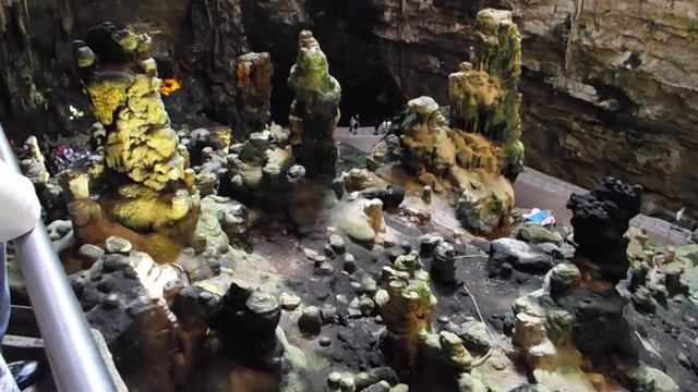 Пещеры Кастелланы. Grotte di Castellana. I. смотреть онлайн