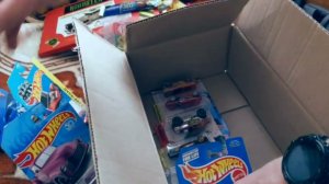 Распаковка посылки с редкими Hot Wheels