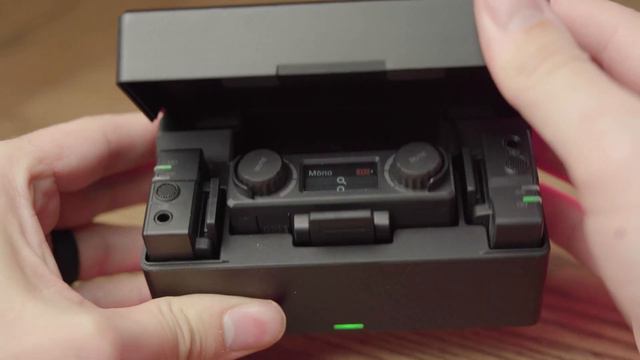 SMALLEST WIRELESS Lav Mic | Hollyland Lark 150 vs. Rode Wireless Go смотреть онлайн