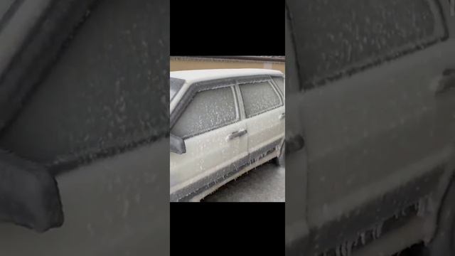 АВТОМОБИЛЬ ВО ЛЬДУ!! ПОСЛЕДСТВИЯ ЛЕДЯНОГО ДОЖДЯ!!!A CAR IN ICE!!! THE CONSEQUENCES OF THE ICY RAIN! смотреть онлайн