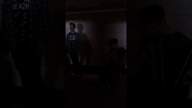 Ах,эти тучи в голубом(из к/ф "Московская сага",муз.Журбин,сл.Аксенов)(cover парни под гармонь) смотреть онлайн