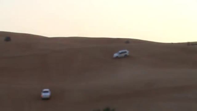 How to drive on high sand dunes - Dubai Desert смотреть онлайн