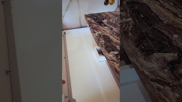 Невыполнимая задача – это и есть подлинная цель… #AVeber #раковина #porcelain #керамогранит #дизайн смотреть онлайн