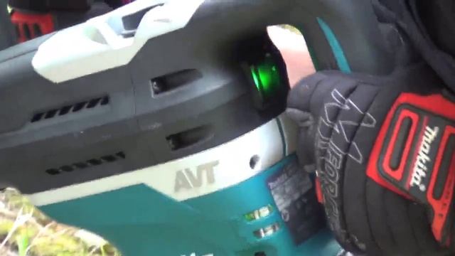Makita HR4013C смотреть онлайн
