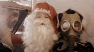 Дед мороз и солдат в противогазе(Слоник) - бред