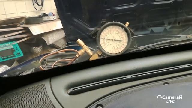 RENAULT KANGOO 1,4i CHECKING OIL PRESSURE смотреть онлайн