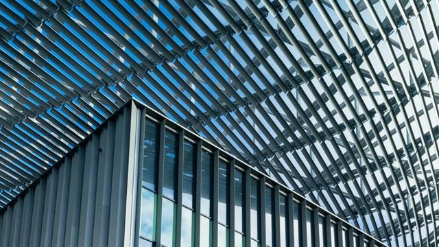 Исследовательский центр, Лунд, Швеция смотреть онлайн