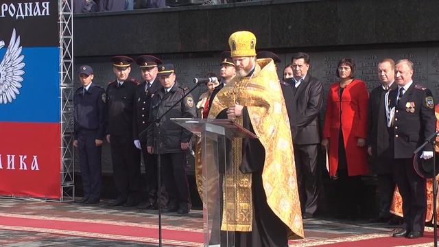 Курсанты Донецкой академии внутренних дел принесли присягу на верность народу Республики смотреть онлайн