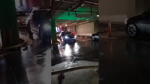 Въезд 1 на парковку, выезд смотреть онлайн