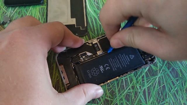 Замена БАТАРЕИ и Задней Крышки Iphone 4S // Приводим Ретро Смартфон В ЧУВСТВА запчасти с Алиэкспрес смотреть онлайн