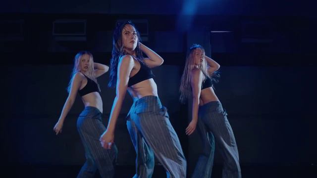 Танцы смотреть онлайн