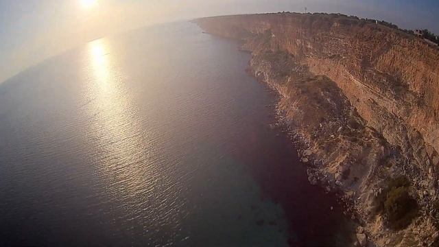 Мыс Фиолент. Дикий пляж у маяка. смотреть онлайн