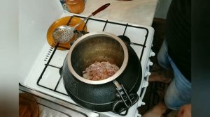 Свиное сердце со сметаной тушёное в афганском казане