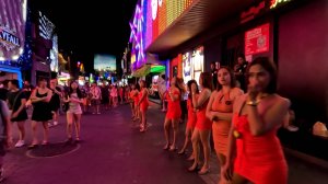 10 Ночная Паттайя.Идем  по Pattaya Beach Road . Гуляем по ночной  Walking street   Таиланд