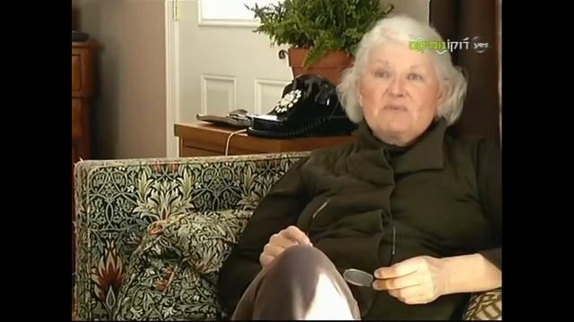 История про долговечные нейлоновые чулки «Дюпон» смотреть онлайн