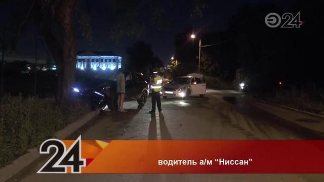 Водитель на новеньком Nissan, выезжая с второстепенной дороги, врезался в Porsche Cayenne