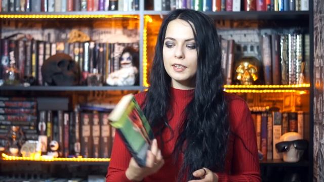 Судим книгу по обложке || Любителям бумажных книг смотреть онлайн