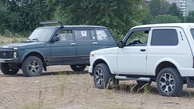 нива в стоке по пескам смотреть онлайн