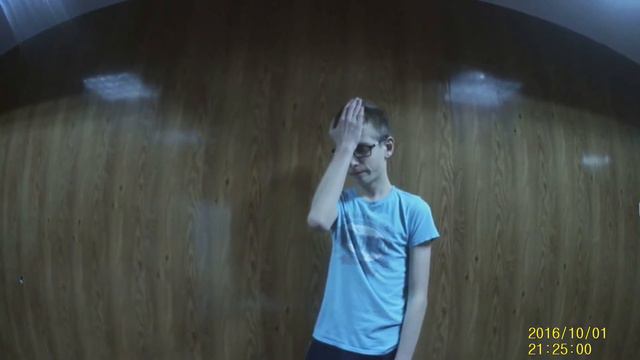 ВЗРОСЛЫЕ VS ПОДРОСТКИ