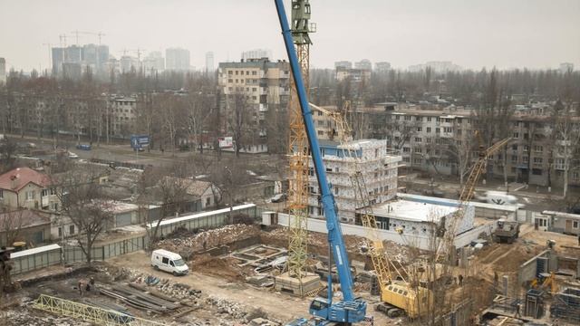 Сборка башенного крана. Как это. Таймлапс. смотреть онлайн