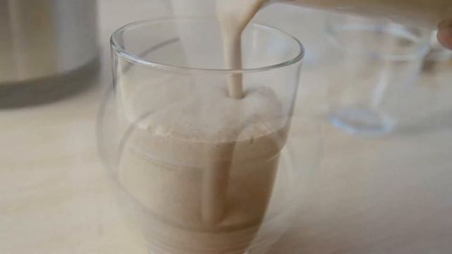 КОКТЕЙЛЬ С KIT KAT