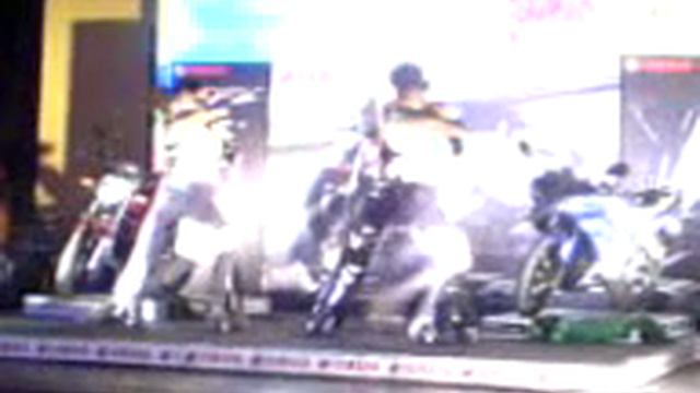 Spice group performance (Yamaha show, City Centre Mall, Kolkata, 30 11 2008) смотреть онлайн