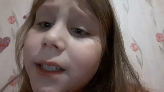 Пою песню "Хочу я братика или сестренку" смотреть онлайн