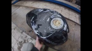 Как выпрямить бензобак мотоцикла.