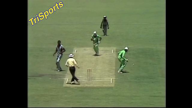 WORLD SERIES CUP CRICKET- West Indies v Pakistan 1981-82 At The Adelaide Oval. смотреть онлайн