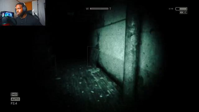 I HAVE LOST MY CAMERA!!!! Outlast EP. 4 смотреть онлайн
