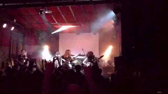 A Night In The Abyss (Live @ MOD Club, Saint Petersburg, RUSSIA - 27.04.2017) смотреть онлайн