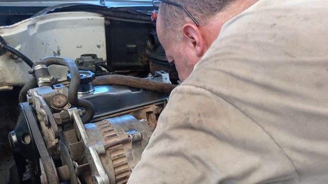 Puesta a punto distribuidor motor Junior смотреть онлайн