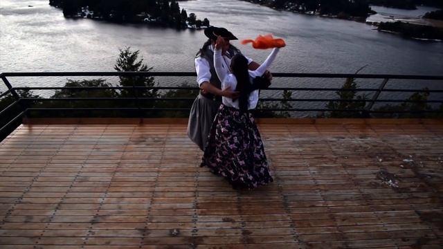 Bailando La Zamba Nancy y Gustavo InOutStudios смотреть онлайн
