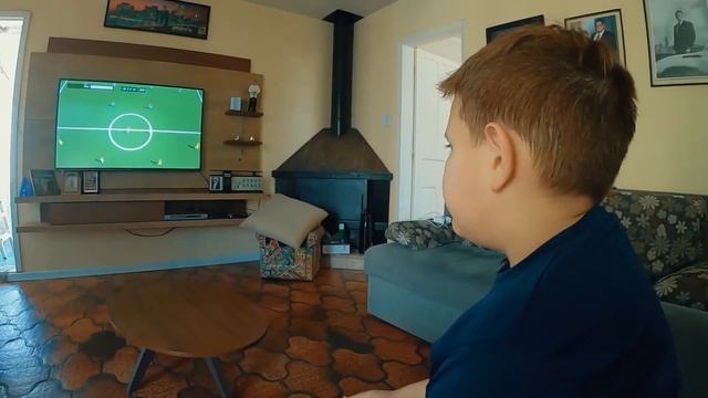 Solid Soccer (AppleTV Gameplay)