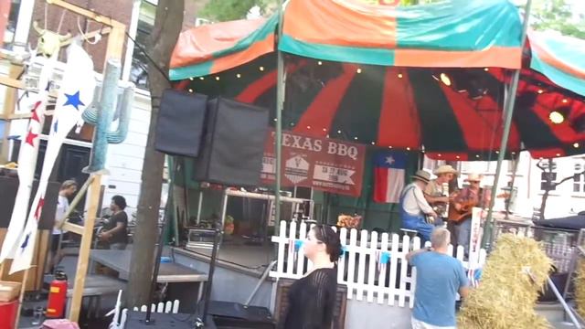 Den Haag / Гаага. Прогулки по городу. Часть 2. Улчиные музыканты смотреть онлайн