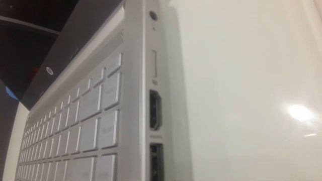 Hp ER0003TU Laptop review.. смотреть онлайн