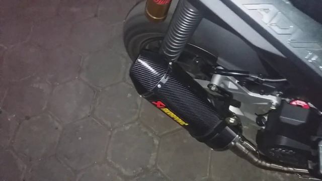 Akrapovic on ADV 150 check sound ( best with headset ) смотреть онлайн