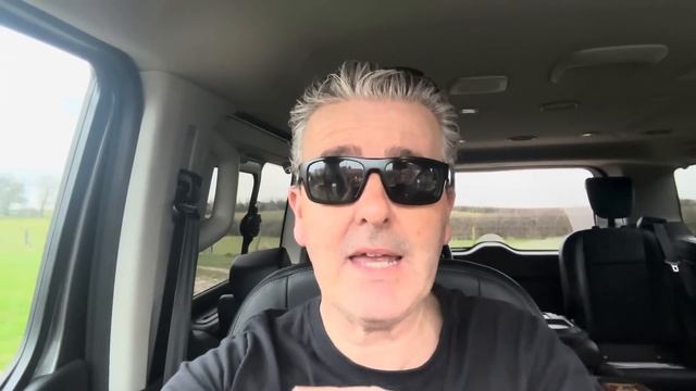 This Whole Situation Just Got Even CRAZIER смотреть онлайн