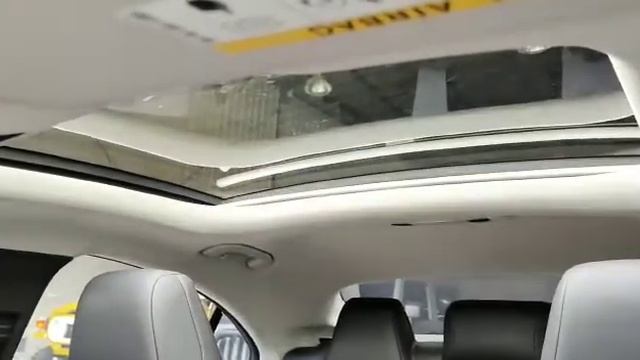 Mercedes-Benz CLA 200 Sport AMG 1.6 Sunroof Panoramic 2018 Indonesia - MOBIL SEKEN BANDUNG смотреть онлайн