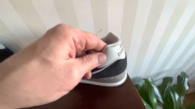Пришли new balance чёрные 574-е которые я очень сильно хотел смотреть онлайн