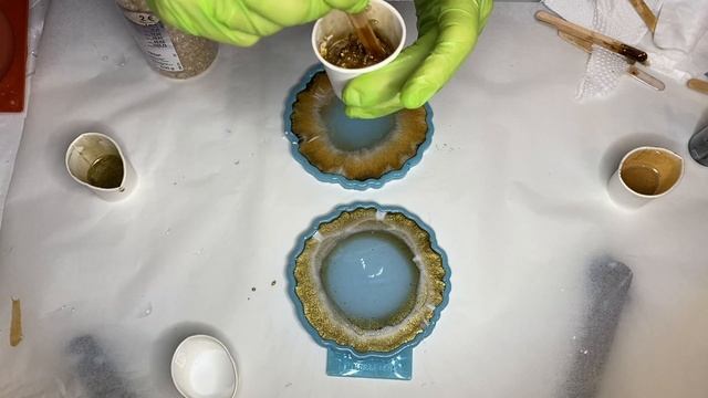 Stunning Web Effect in Gold Resin Coasters смотреть онлайн