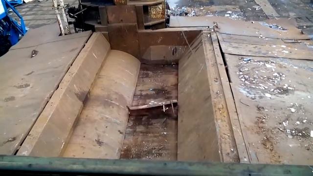 Arnold жмет 300 тонн =) смотреть онлайн
