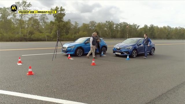 Peugeot 208 vs Renault Clio V : le grand duel ! смотреть онлайн
