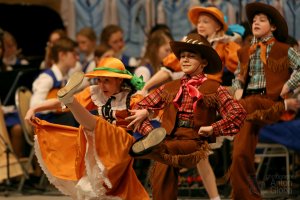 АМЕРИКАНСКИЙ ТАНЕЦ В СТИЛЕ «КАНТРИ», Ансамбль Локтева. AMERICAN COUNTRY DANCE, Loktev Ensemble.